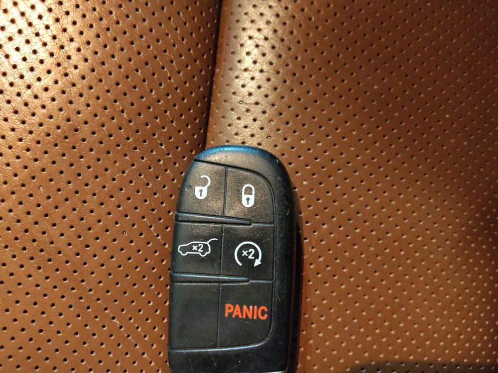 Used 2016 Jeep Grand Cherokee Summit RWD image 32