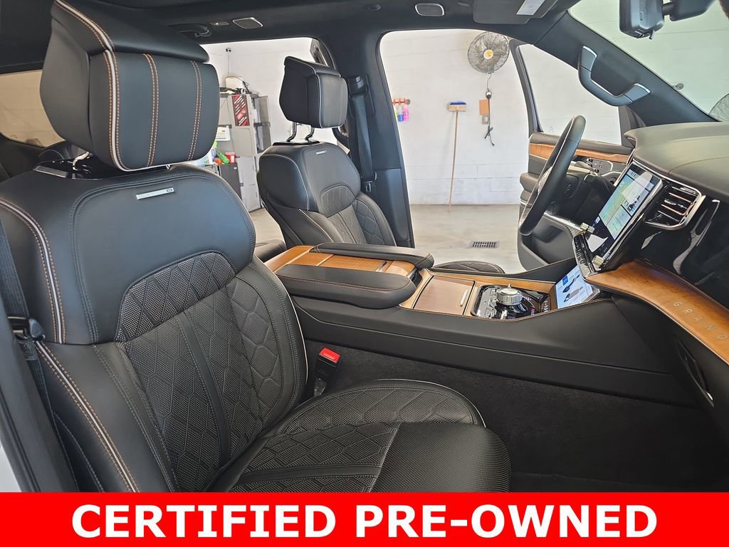 Used 2023 Jeep Grand Wagoneer Series III image 10