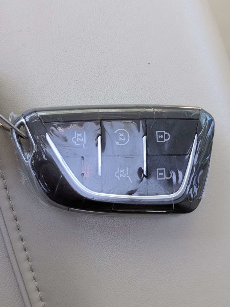 Used 2023 Cadillac Escalade ESV Sport Platinum AWD/4WD image 34