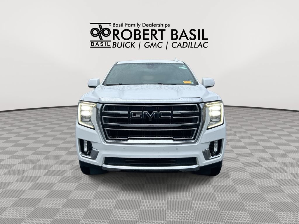 Used 2021 GMC Yukon SLT w/ SLT Premium Package AWD/4WD image 3