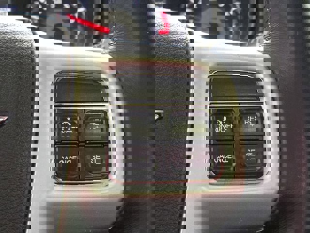 Used 2012 Chrysler 200 Limited image 27