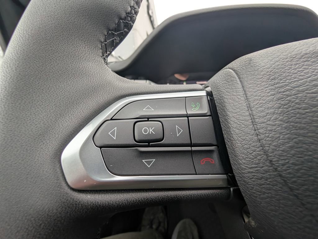 New 2026 Jeep Compass Latitude image 21