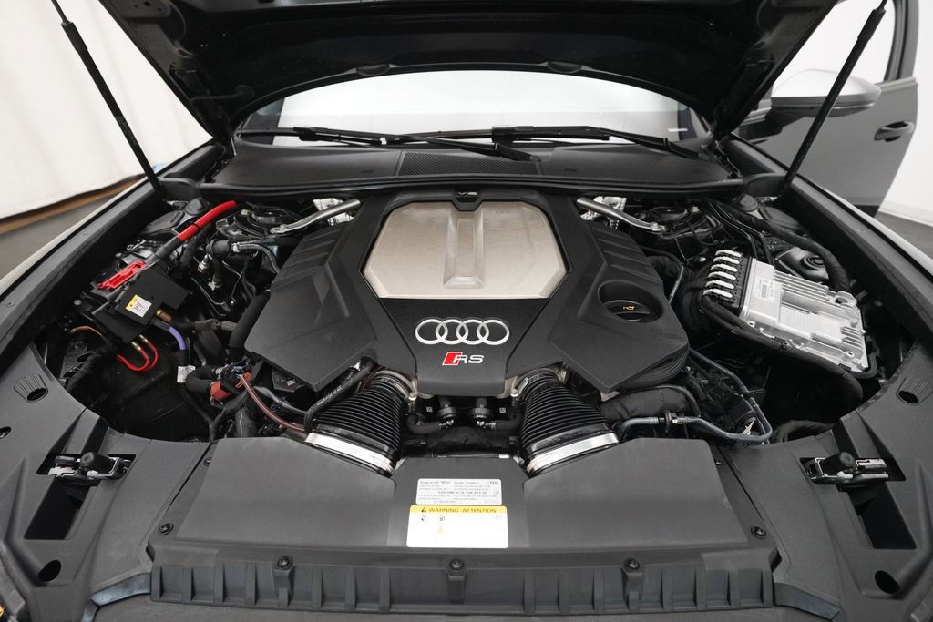 Used 2025 Audi RS 6 performance image 34