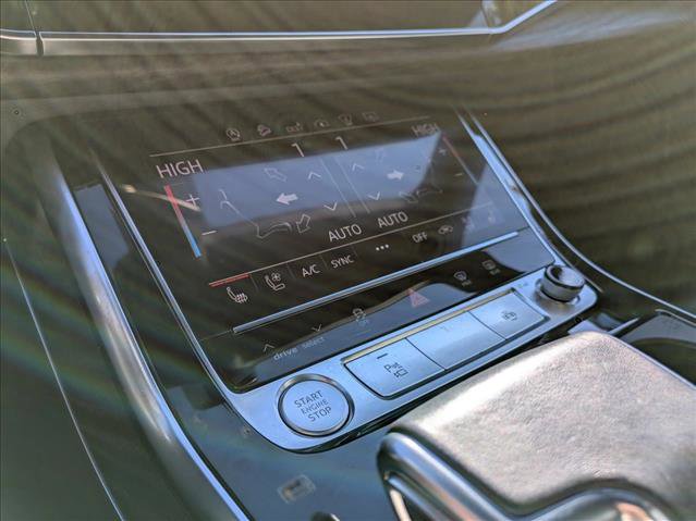 Used 2020 Audi Q8 Prestige image 13