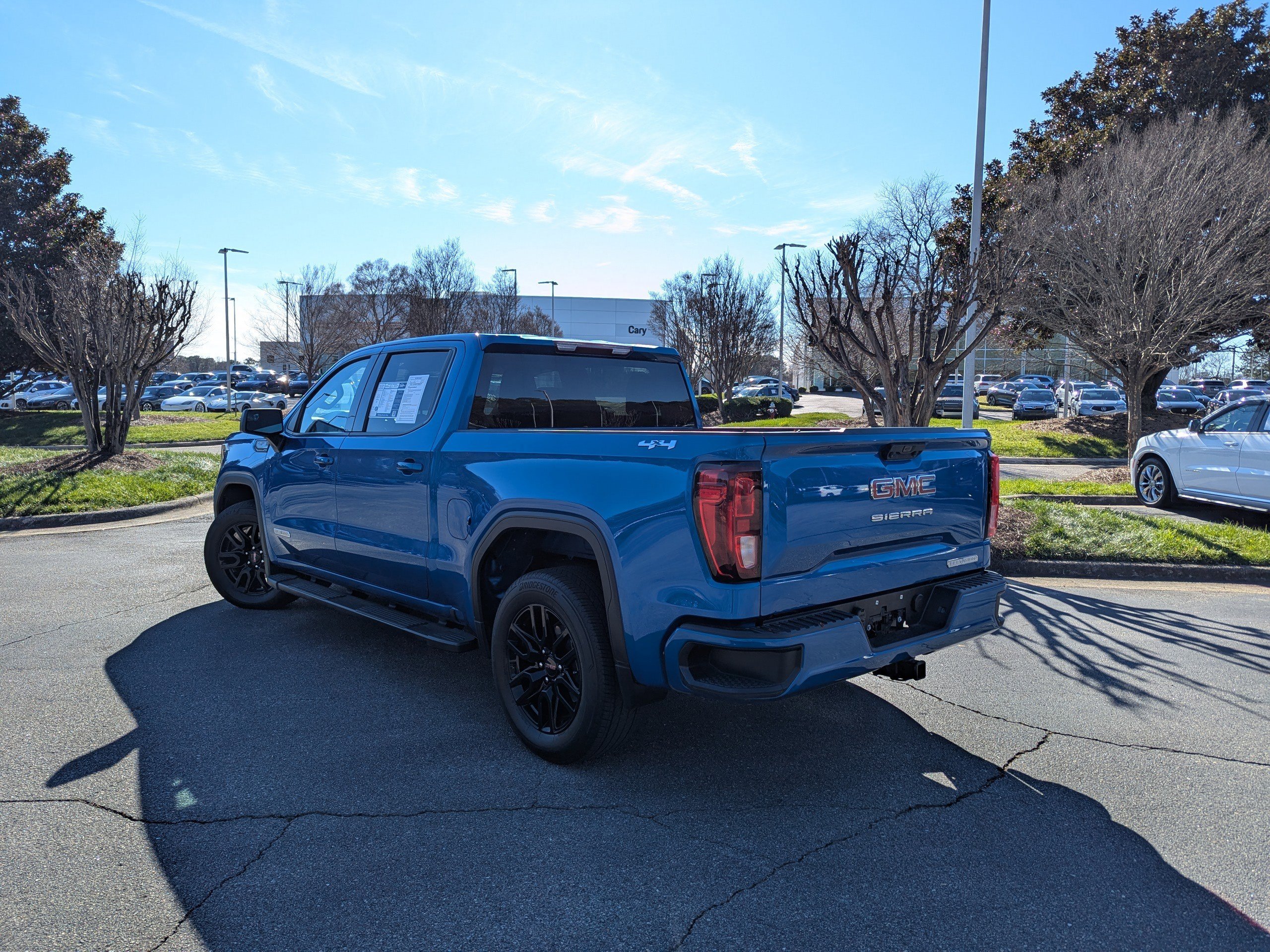 Used 2023 GMC Sierra 1500 Elevation image 7