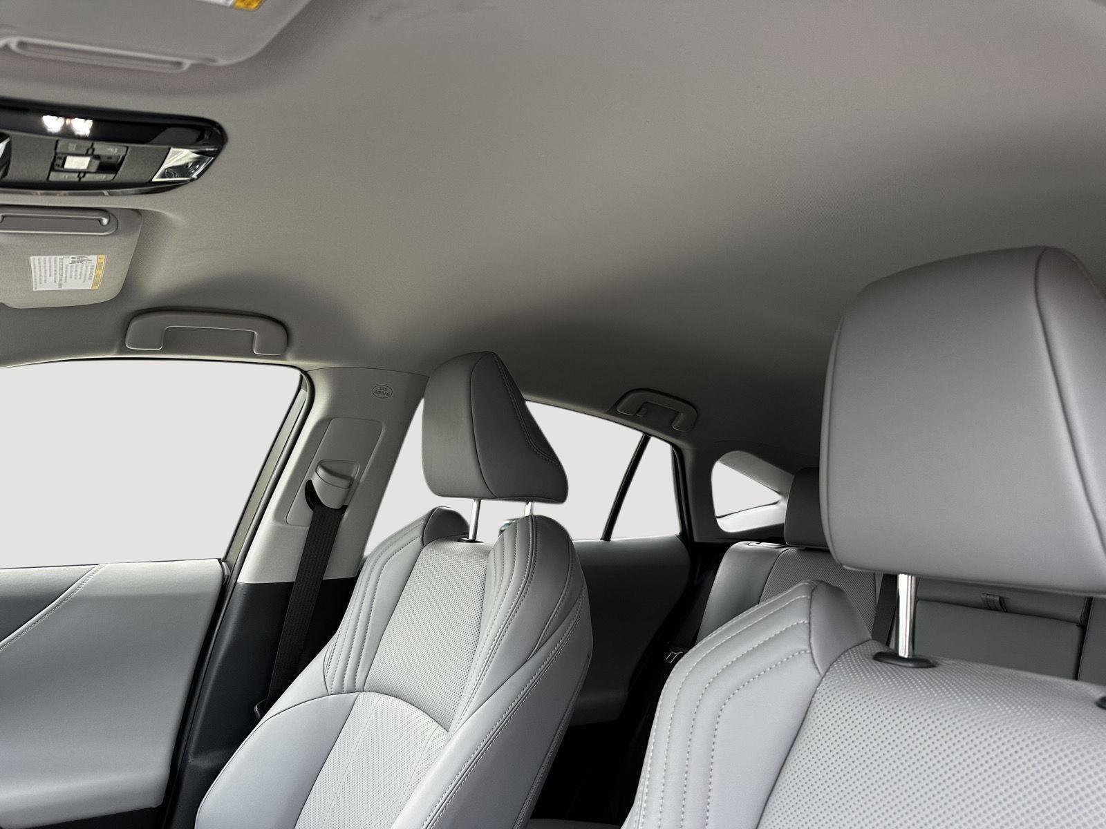 Used 2021 Toyota Venza Limited AWD/4WD image 20