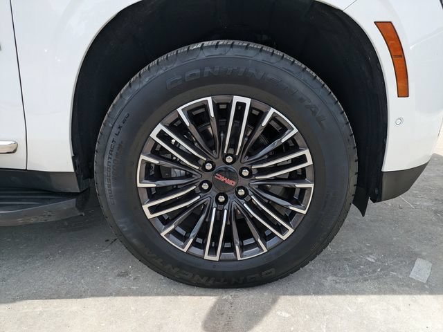 Certified 2025 GMC Yukon Elevation AWD/4WD image 11