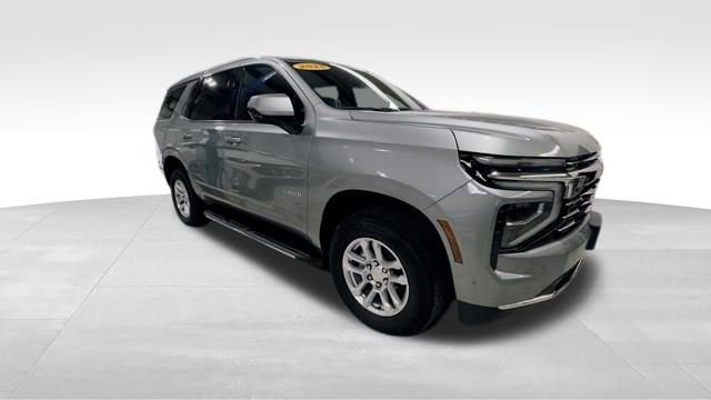 Used 2025 Chevrolet Tahoe LT image 9