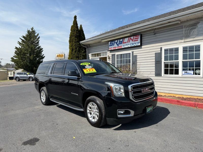 Used 2018 GMC Yukon XL SLT w/ HD Trailering Package image 2