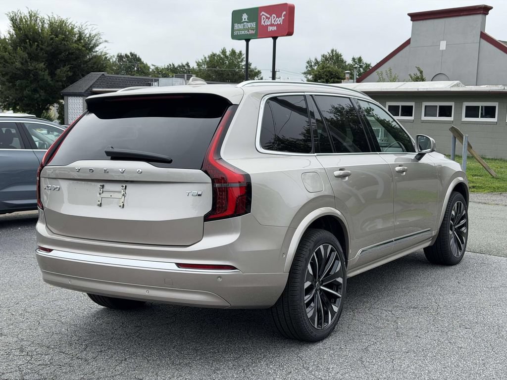 New 2026 Volvo XC90 T8 Plus w/ Protection Package AWD/4WD image 19