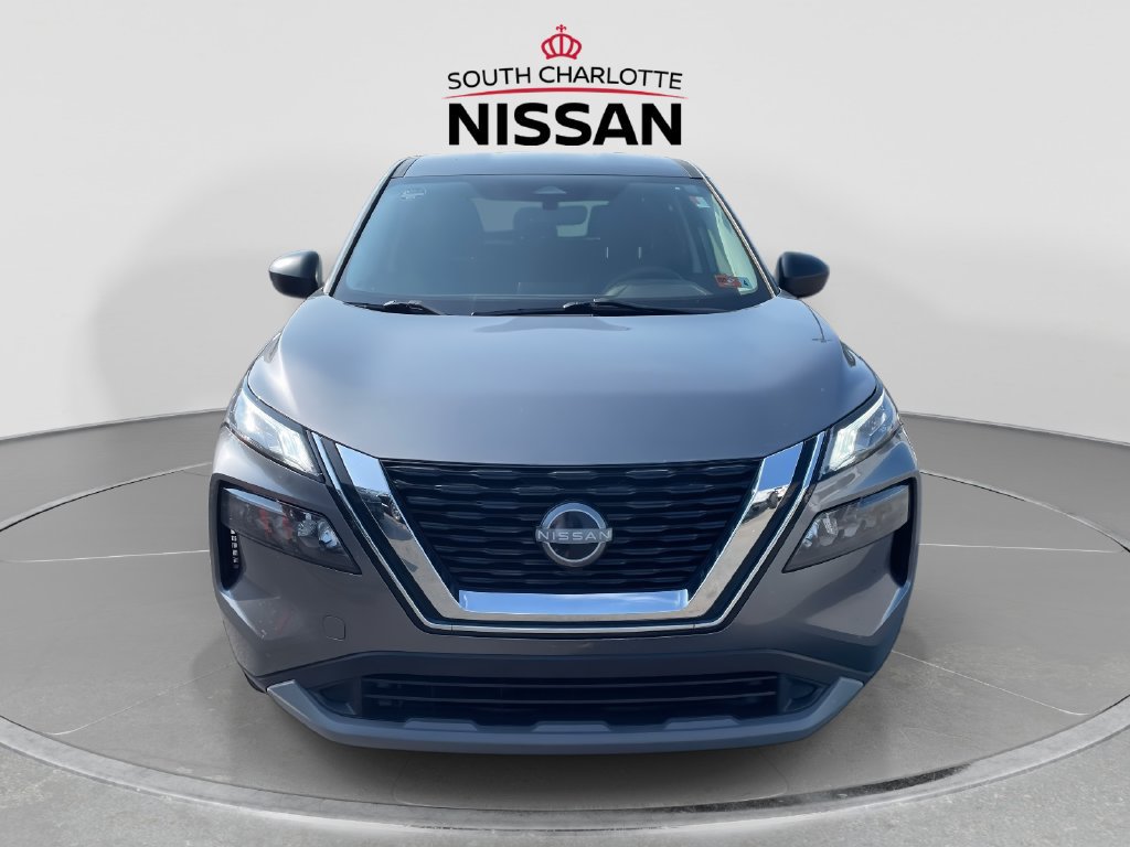 Used 2023 Nissan Rogue S FWD image 2