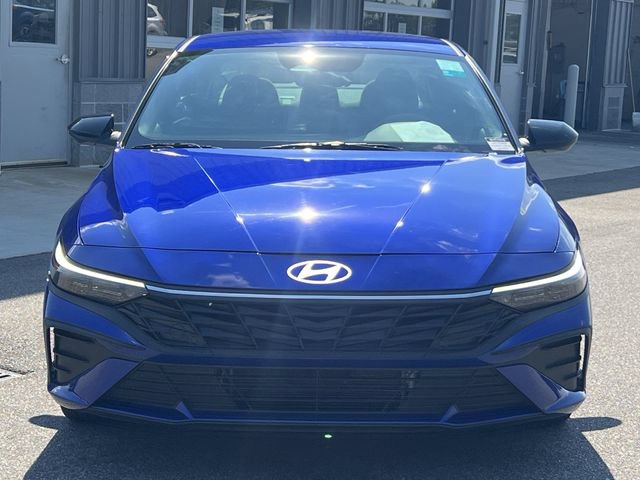 Certified 2025 Hyundai Elantra SEL FWD image 16