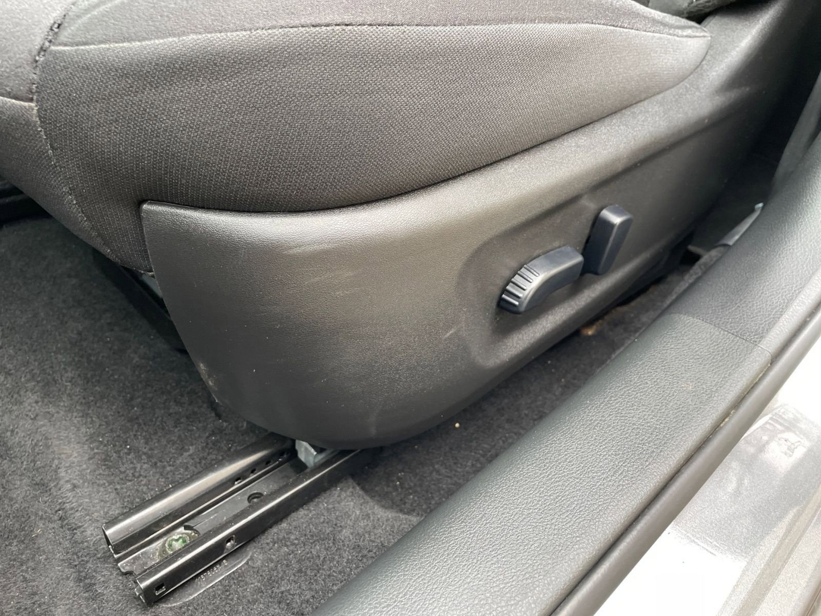 Used 2025 Nissan Altima 2.5 SV FWD image 22