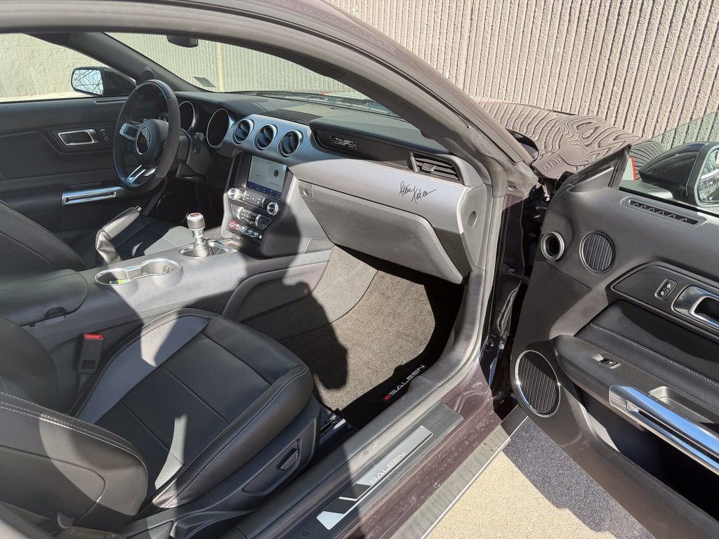 Used 2022 Ford Mustang GT Premium image 17