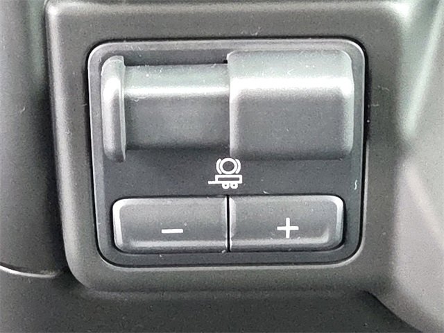 Used 2025 Chevrolet Silverado 1500 Custom Trail Boss w/ LPO, Dark Essentials Package image 25