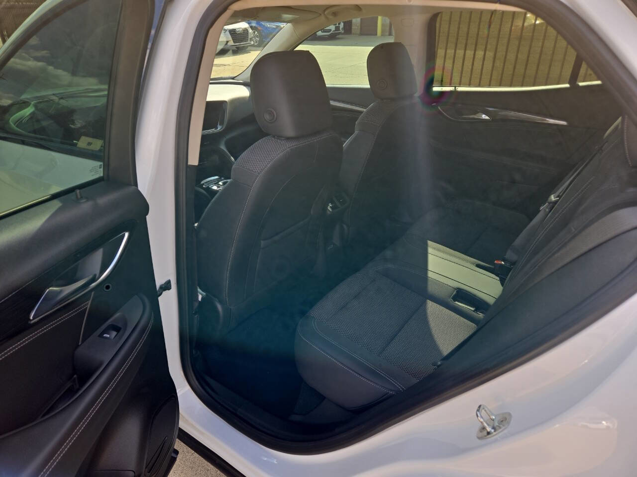 Used 2023 Buick Envision Preferred image 29