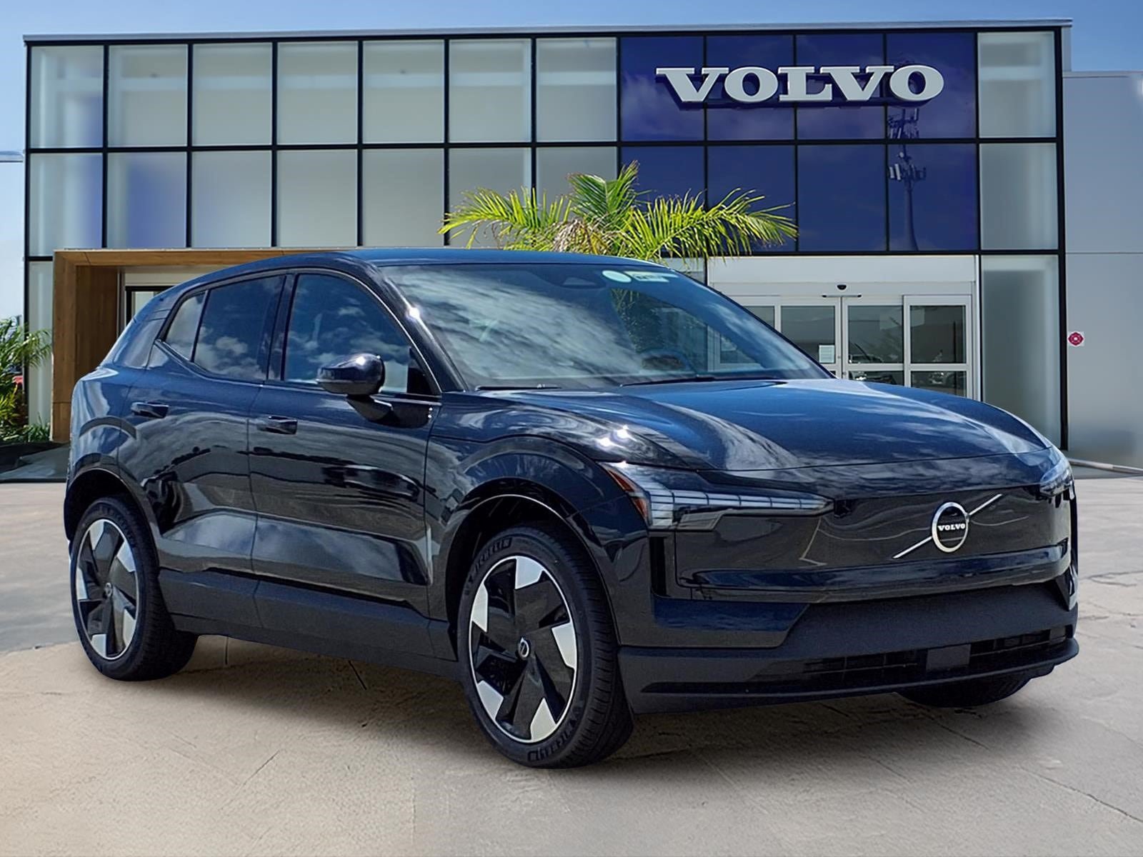 New 2026 Volvo EX30 Plus w/ Protection Package Premier AWD/4WD video 1