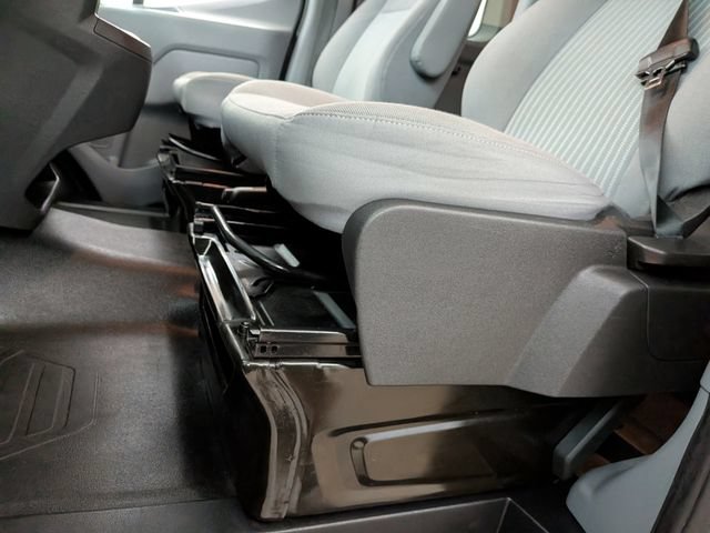 Certified 2018 Ford Transit 150 XLT RWD image 13