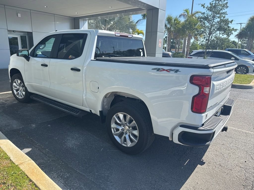 Used 2020 Chevrolet Silverado 1500 Custom w/ Custom Value Package AWD/4WD image 2