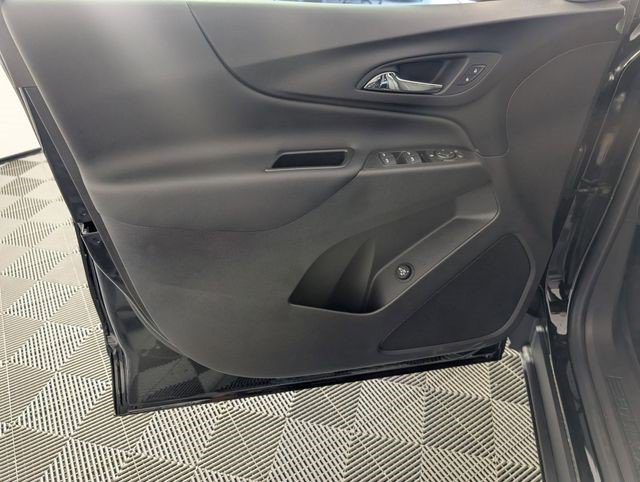 Used 2024 Chevrolet Equinox LT w/ LPO, Floor Liner Package FWD image 11