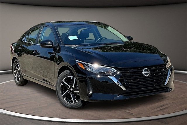 New 2025 Nissan Sentra SV image 2