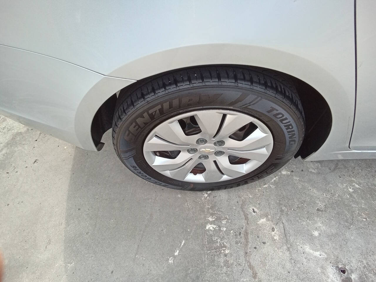 Used 2012 Chevrolet Cruze LS w/ Connectivity Package FWD image 7