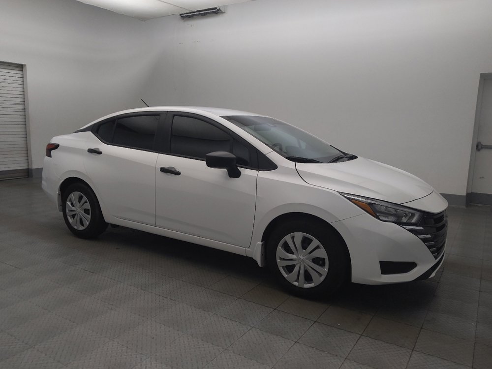 Used 2025 Nissan Versa S w/ Trunk Package FWD image 11