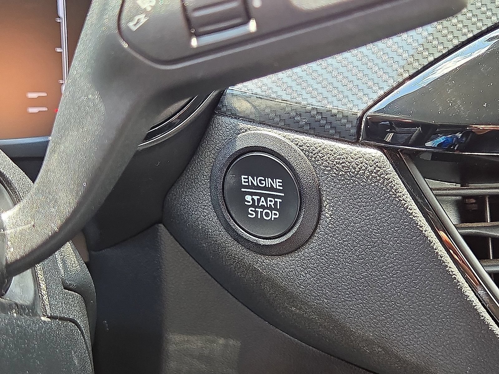 Used 2024 Ford Escape ST-Line AWD/4WD image 30