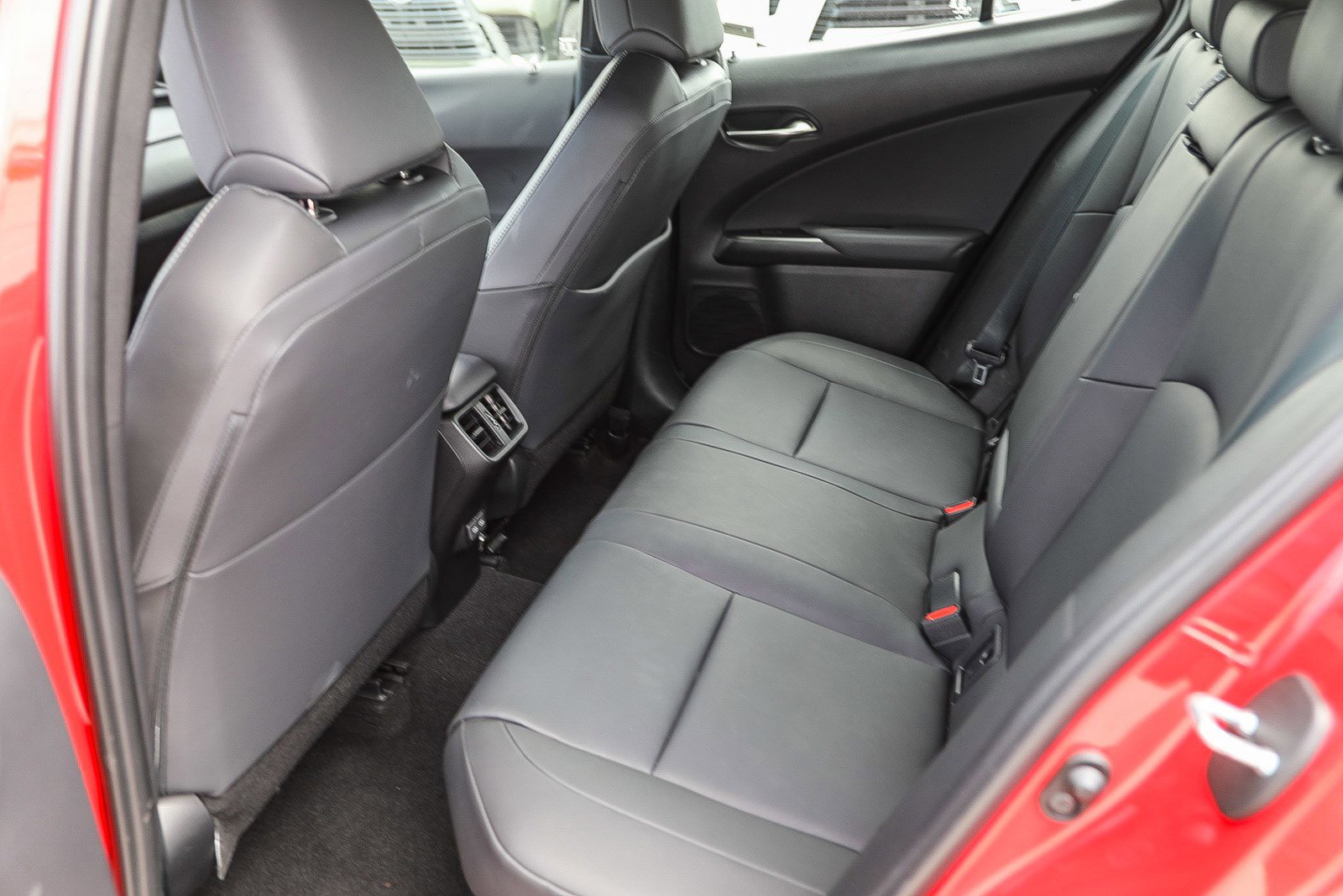 Used 2025 Lexus UX 300h AWD w/ Cold Area Package image 28