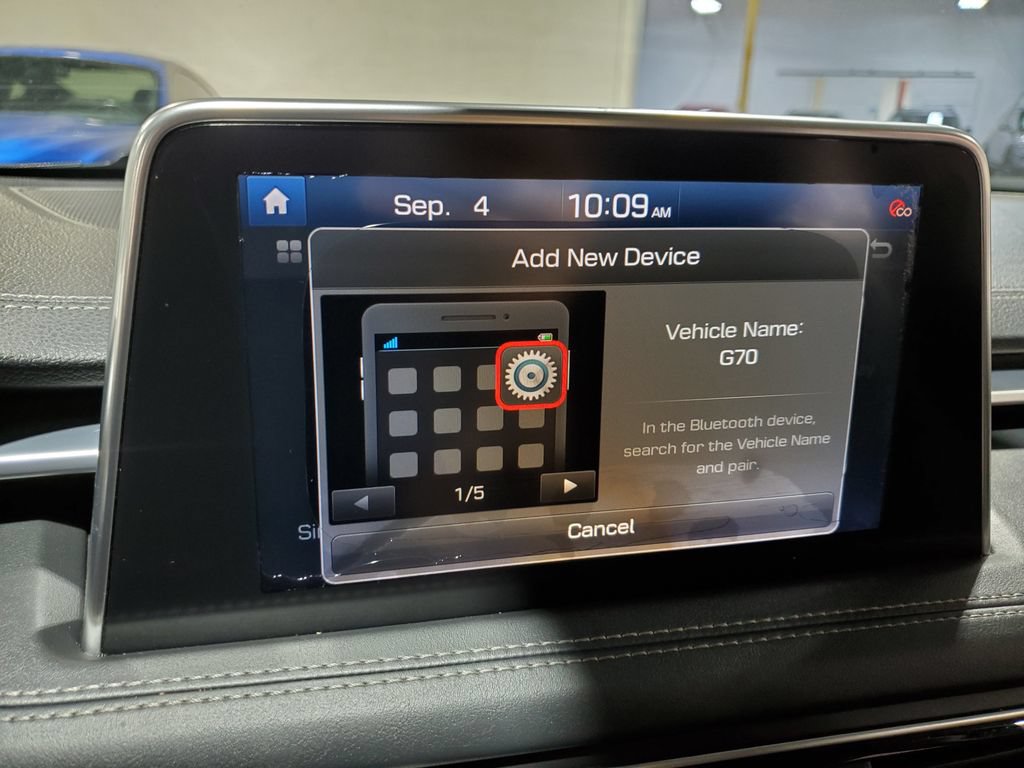 Used 2020 Genesis G70 2.0T AWD/4WD image 25