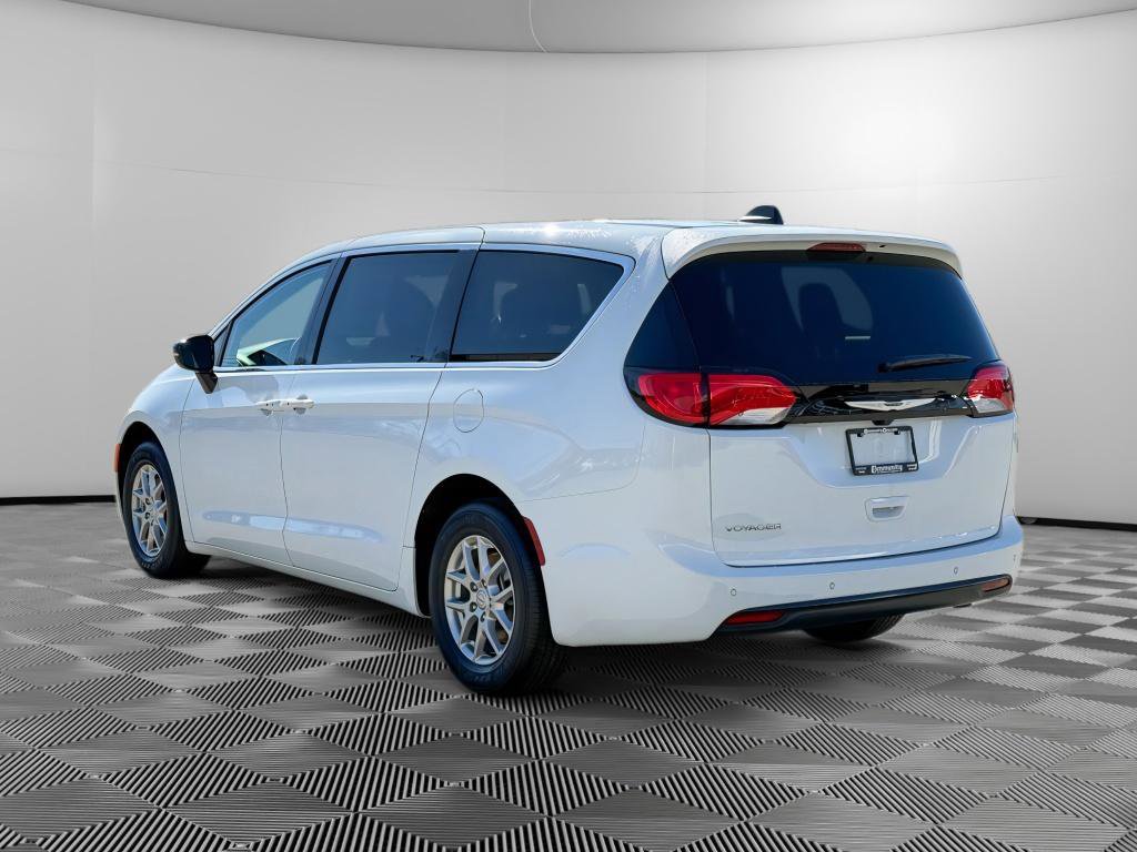 New 2026 Chrysler Voyager LX FWD image 4
