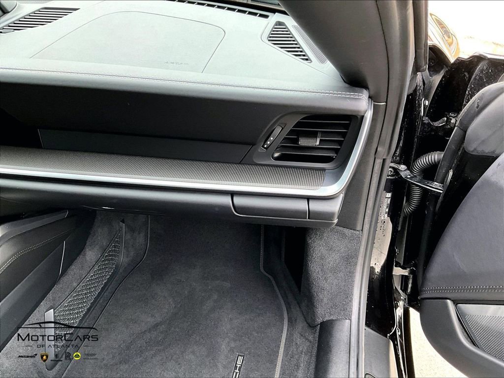 Used 2021 Porsche 911 Turbo S image 16