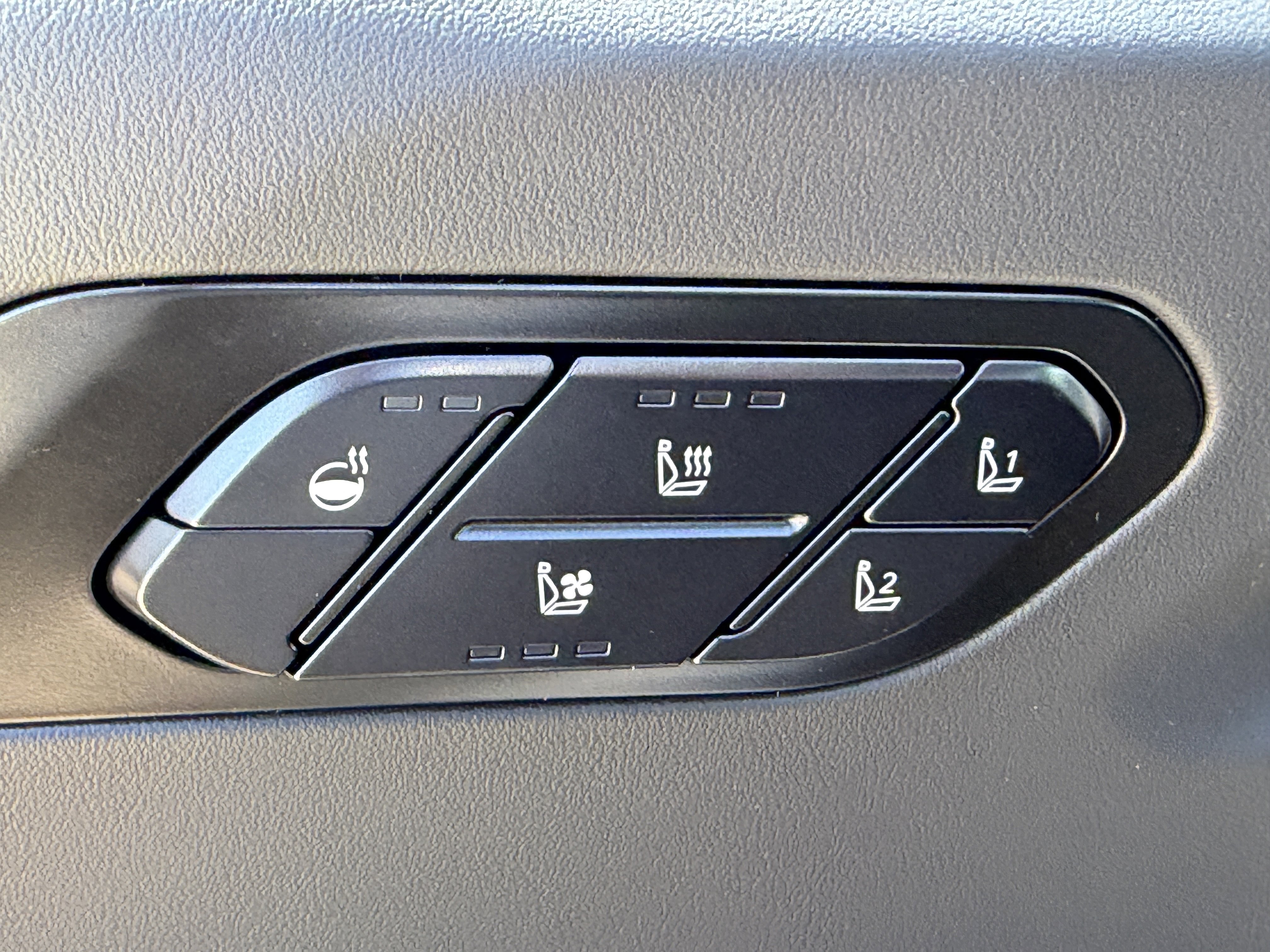 New 2027 Kia Telluride SX X-Line image 19