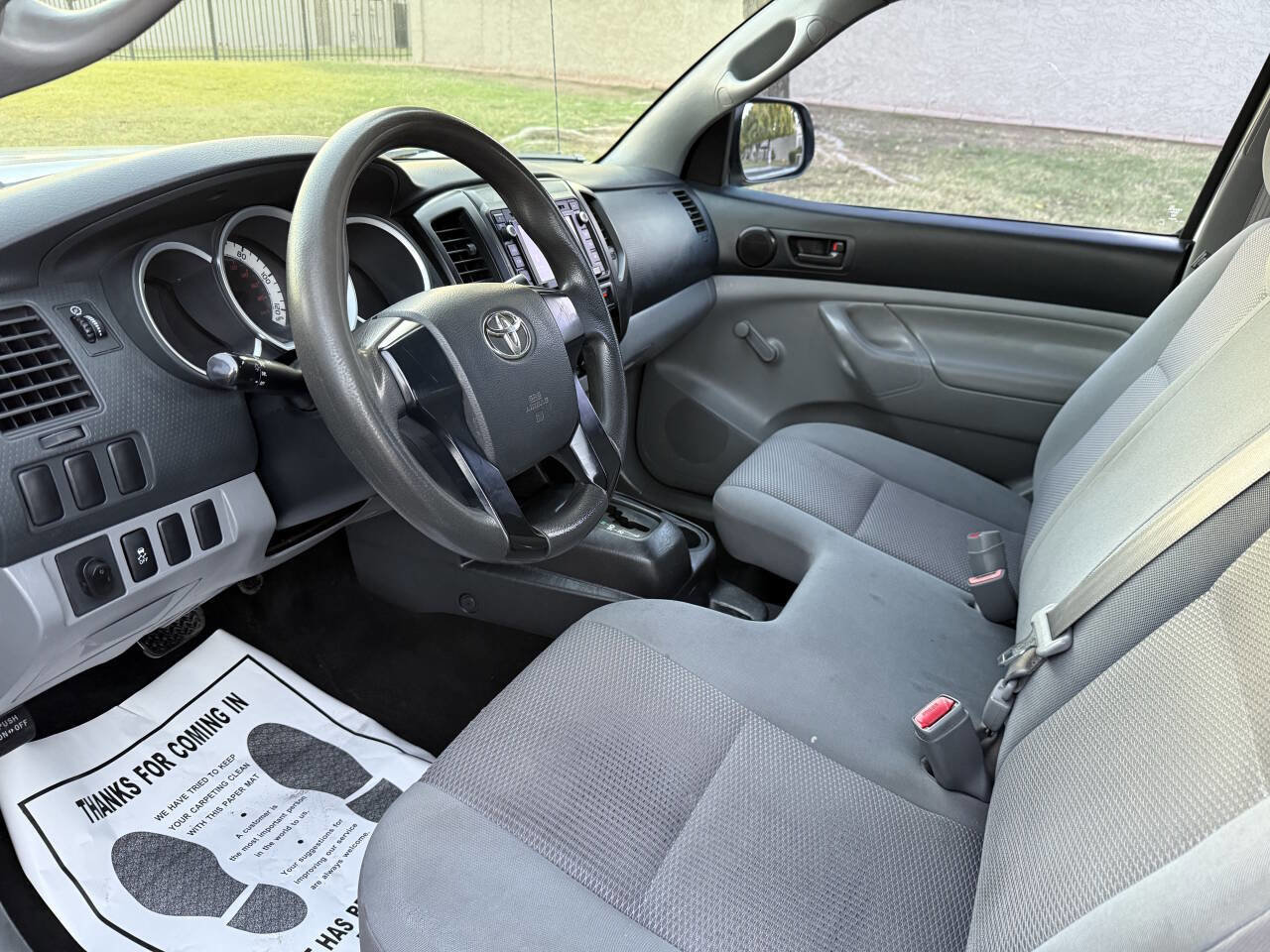 Used 2014 Toyota Tacoma 2WD Regular Cab image 6