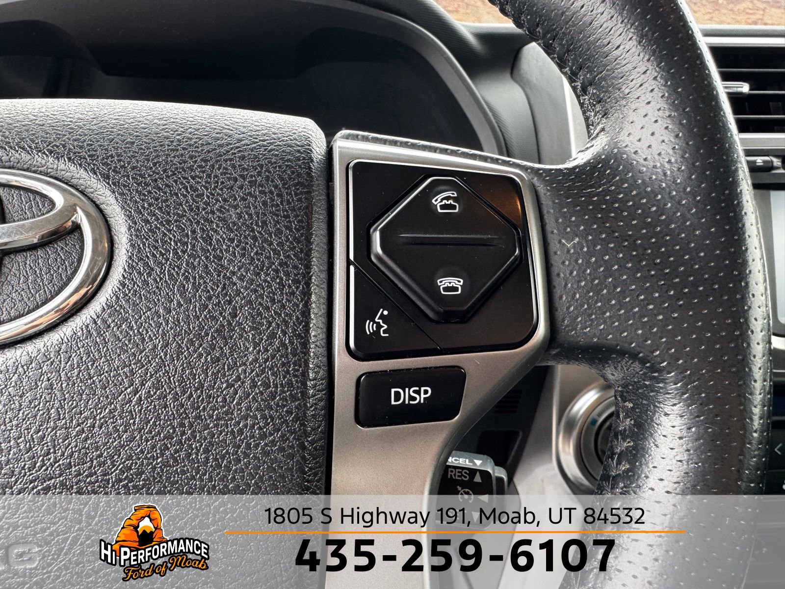 Used 2015 Toyota 4Runner Limited AWD/4WD image 21