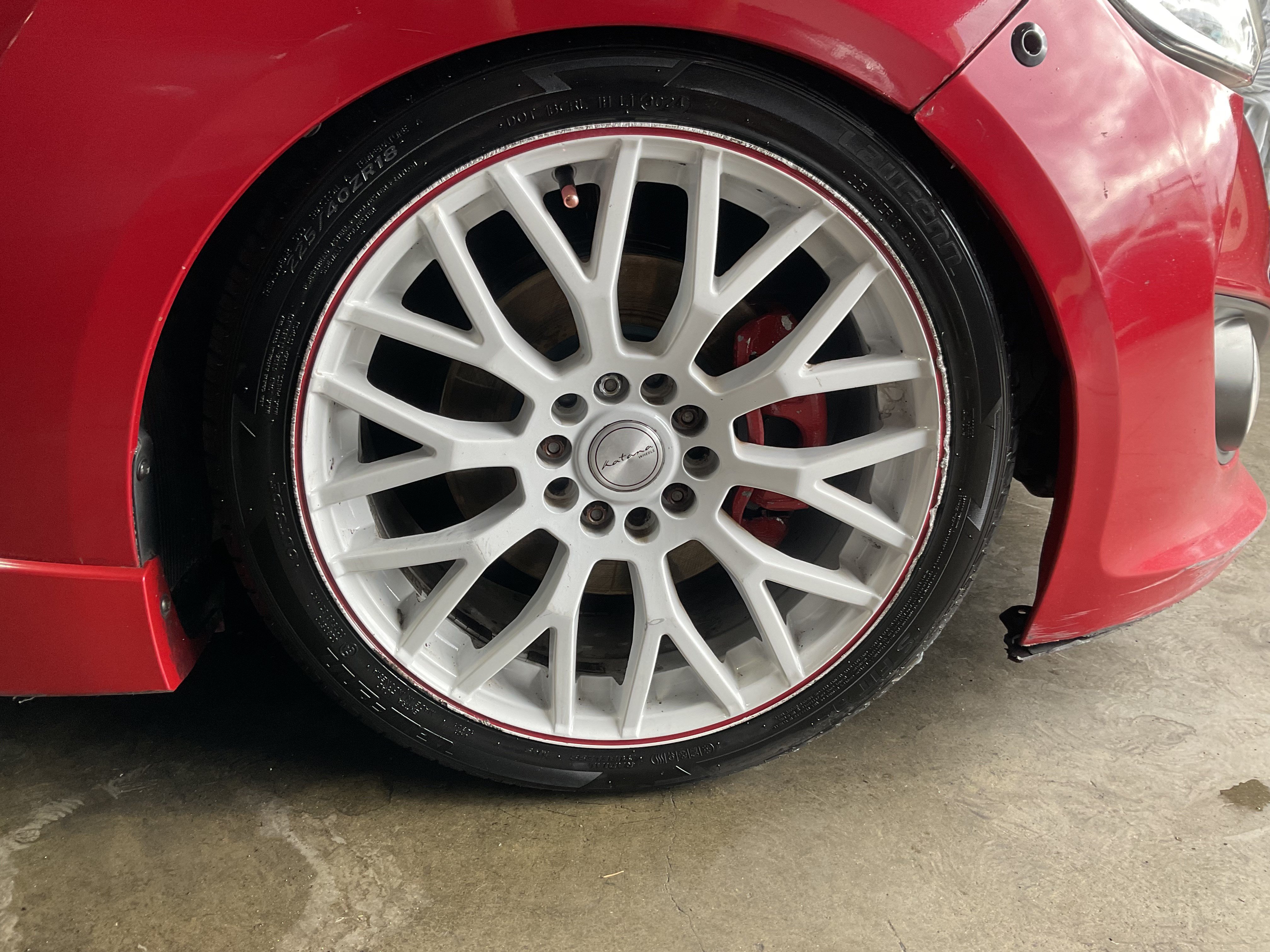 Used 2013 Hyundai Veloster Turbo w/ Ultimate Pkg FWD image 9