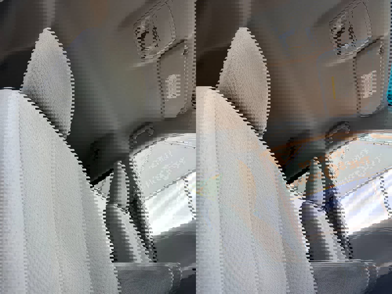 Used 2012 Toyota Sienna LE image 19