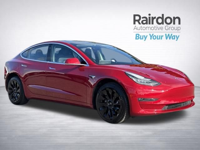 Used 2018 Tesla Model 3 Long Range RWD image 1