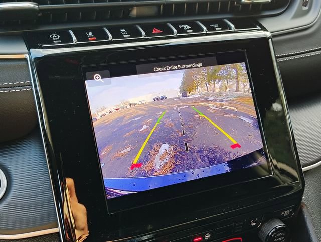 New 2025 Jeep Grand Cherokee L Altitude image 4