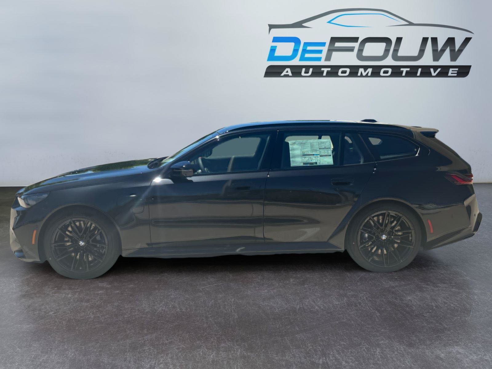 New 2027 BMW M5 Touring AWD/4WD image 6