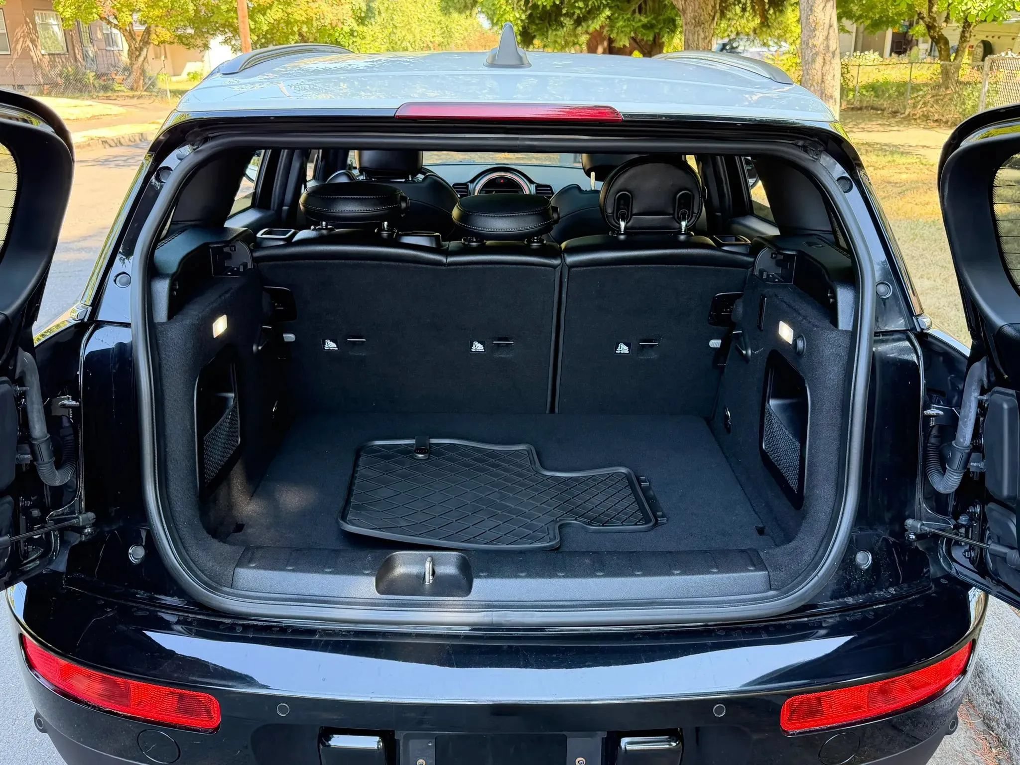 Used 2017 MINI Cooper Clubman ALL4 AWD/4WD image 24