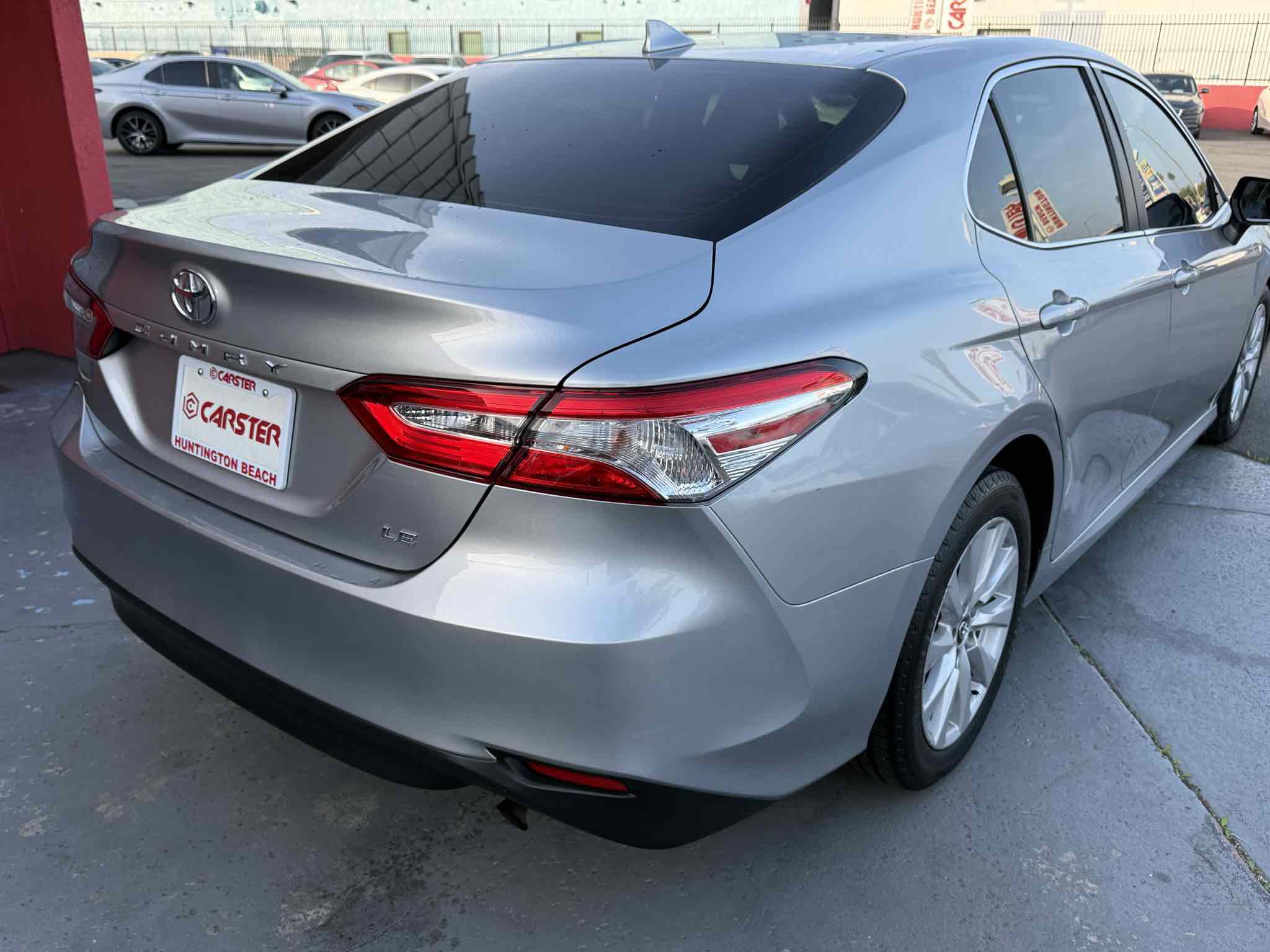 Used 2019 Toyota Camry LE image 22