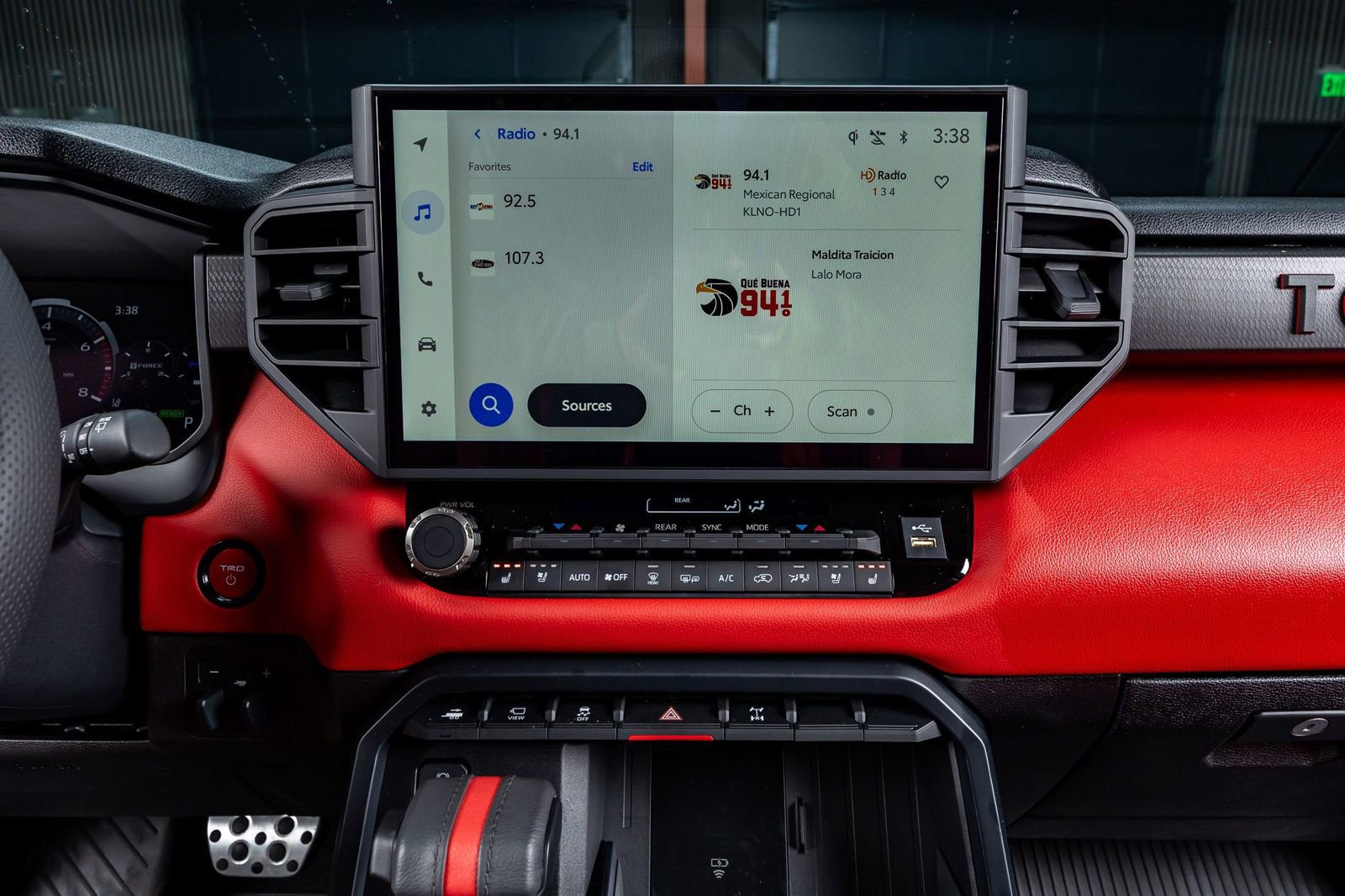 Used 2025 Toyota Sequoia TRD Pro image 24