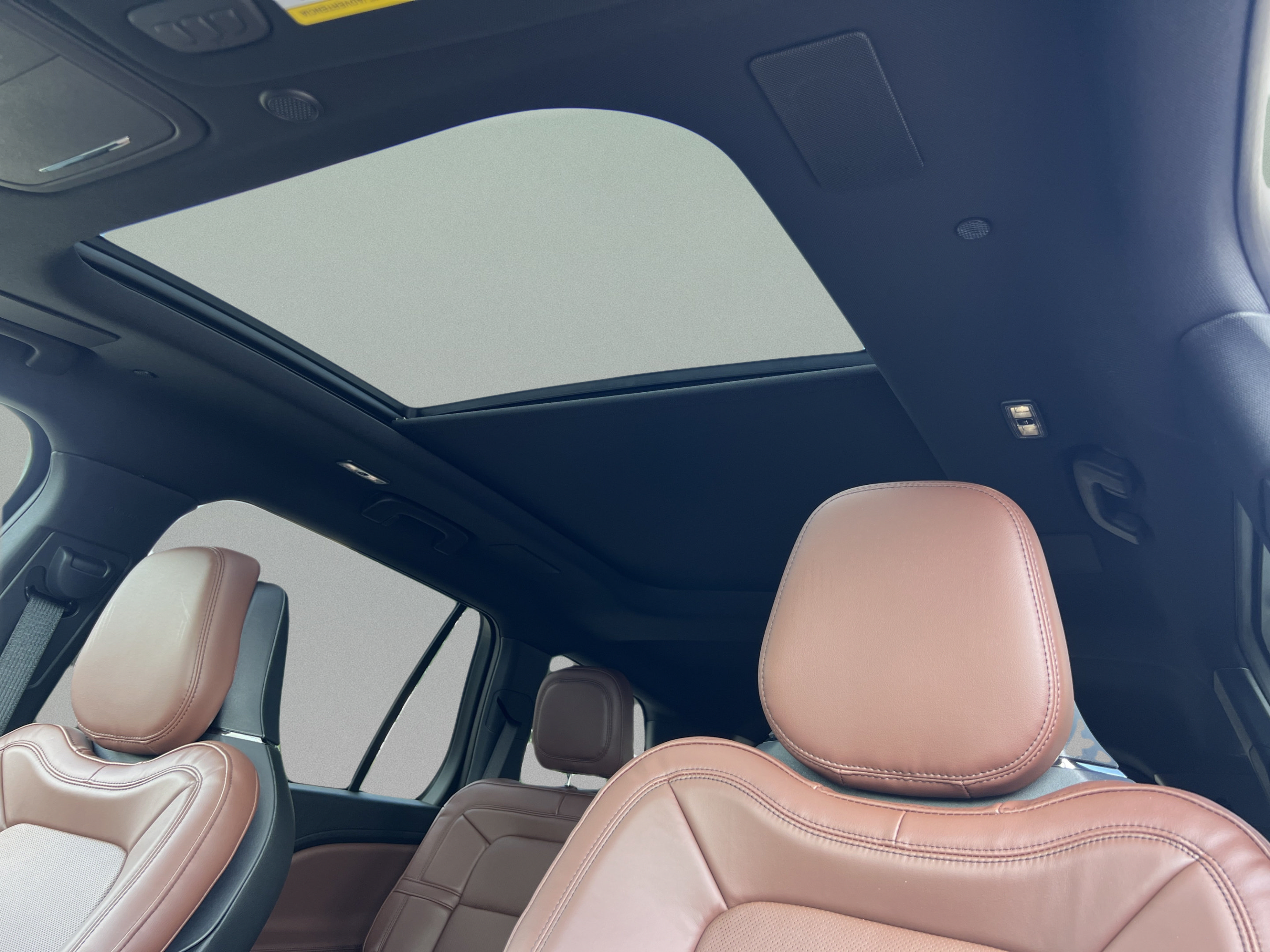 New 2026 Lincoln Aviator Reserve w/ Luxury Package RWD image 23