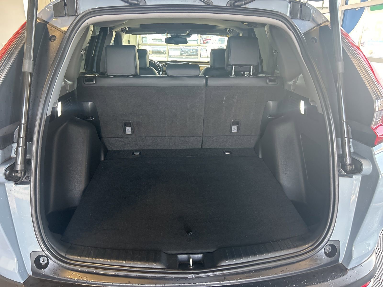 Used 2021 Honda CR-V Touring image 11