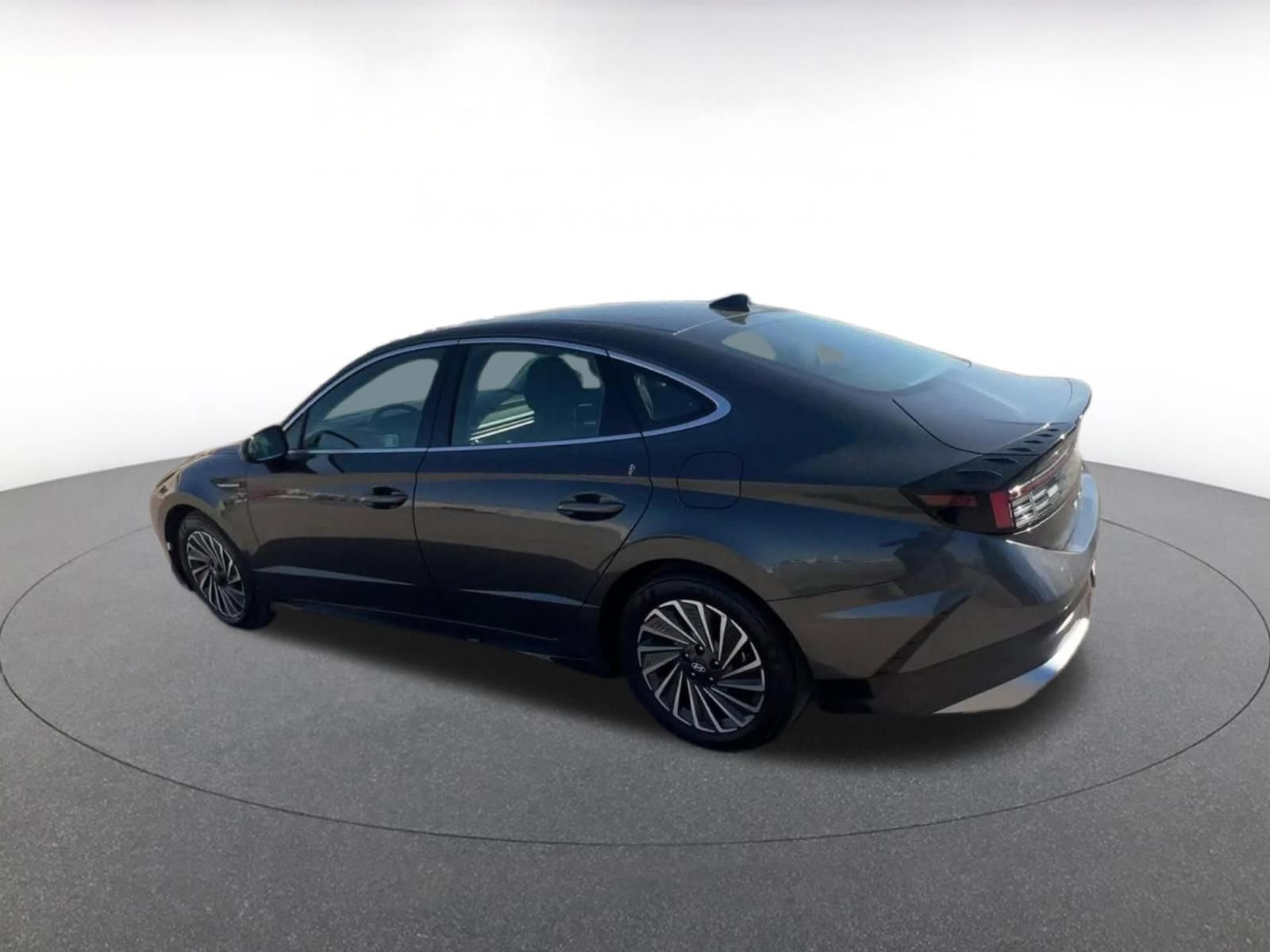 Used 2025 Hyundai Sonata SEL image 10