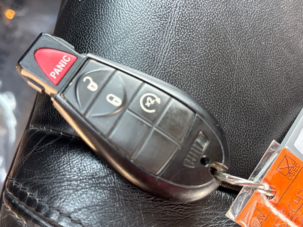 Used 2013 Jeep Grand Cherokee Laredo image 37