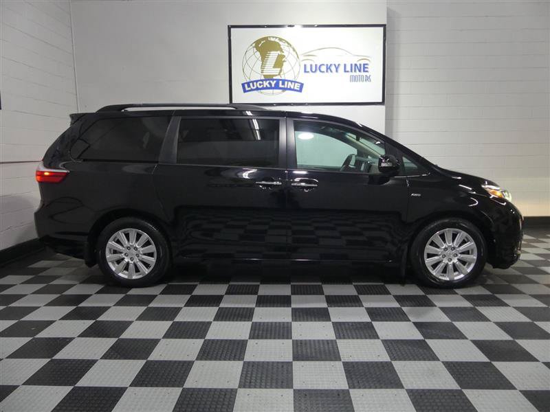 Used 2017 Toyota Sienna Limited Premium AWD/4WD image 6