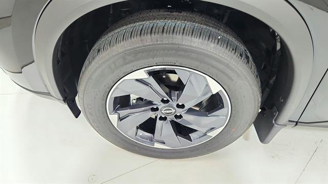 New 2026 Nissan Rogue SV w/ SV Premium Package image 32