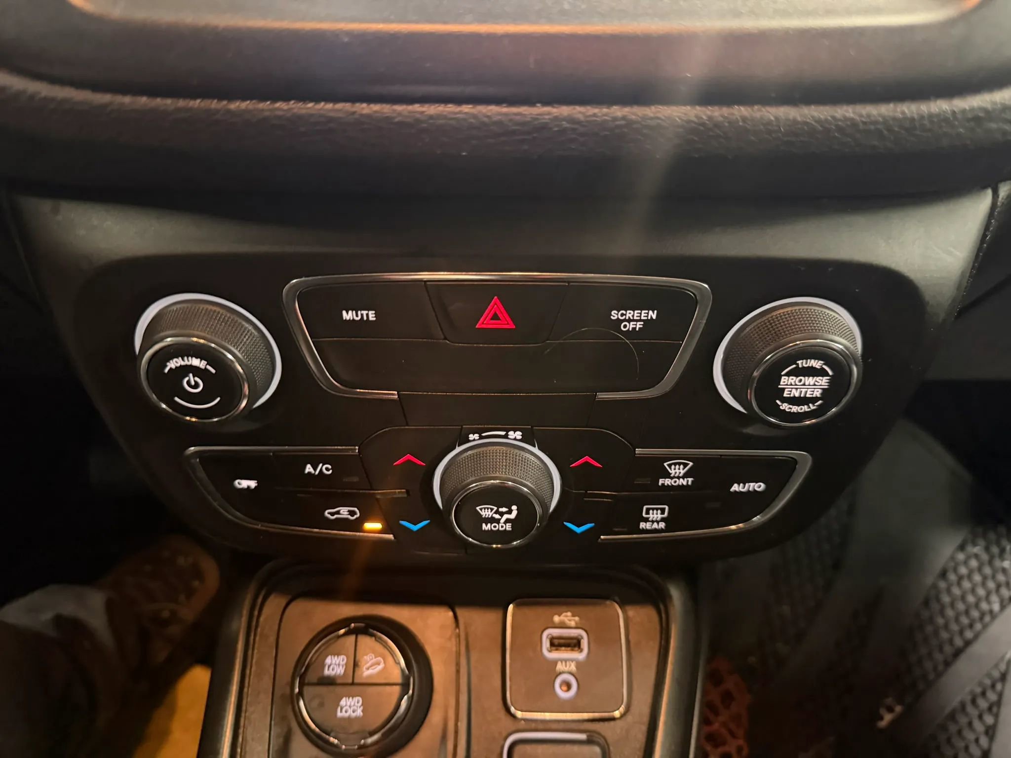 Used 2017 Jeep Compass Trailhawk w/ Leather Interior Group image 20